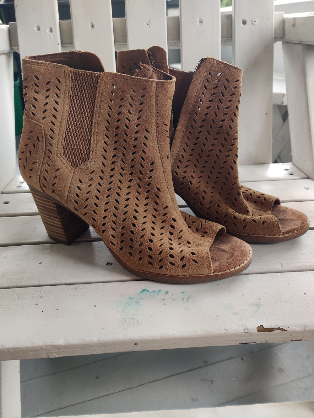 Tom's Women's Tan Suede Peep-Toe Perforated Ankle Booties - Picture 3 of 5